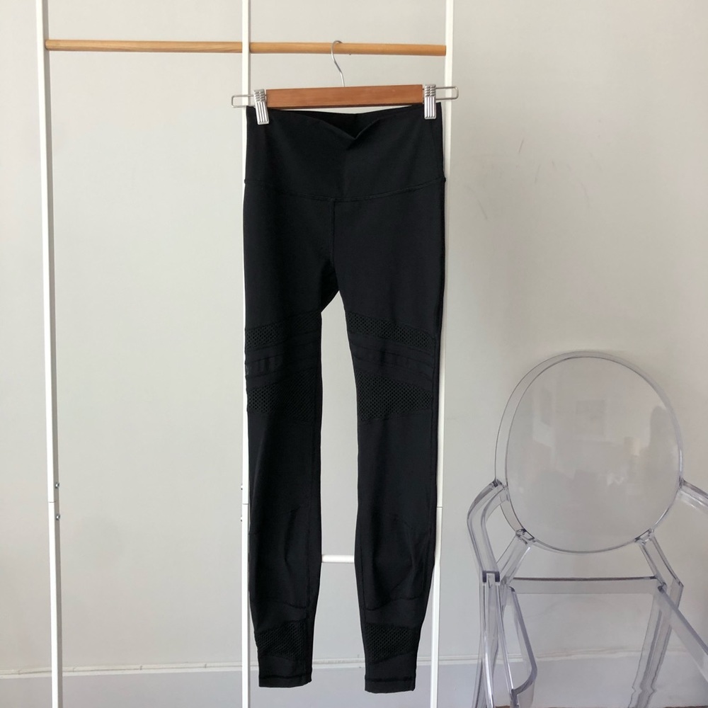 *SE* NWOT Lululemon Wunder Under